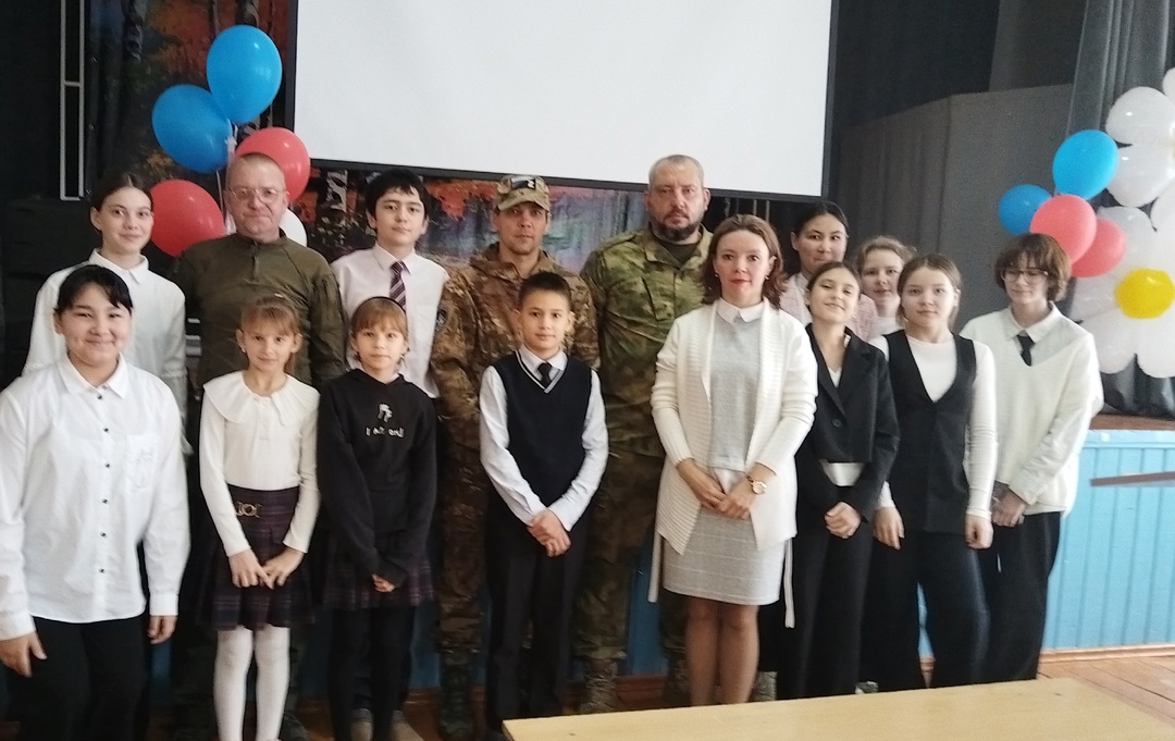 День Героев Отечества в России.
